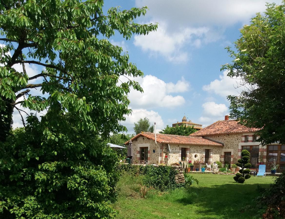 Villa Le Patronage à Bazoges-en-Pareds Extérieur photo